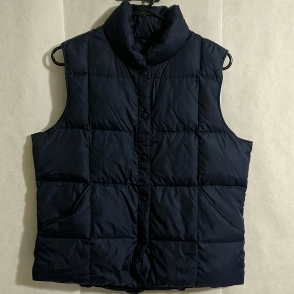Lands' End Jackets & Blazers - Lands End Navy puffer vest w/down fill Sz M